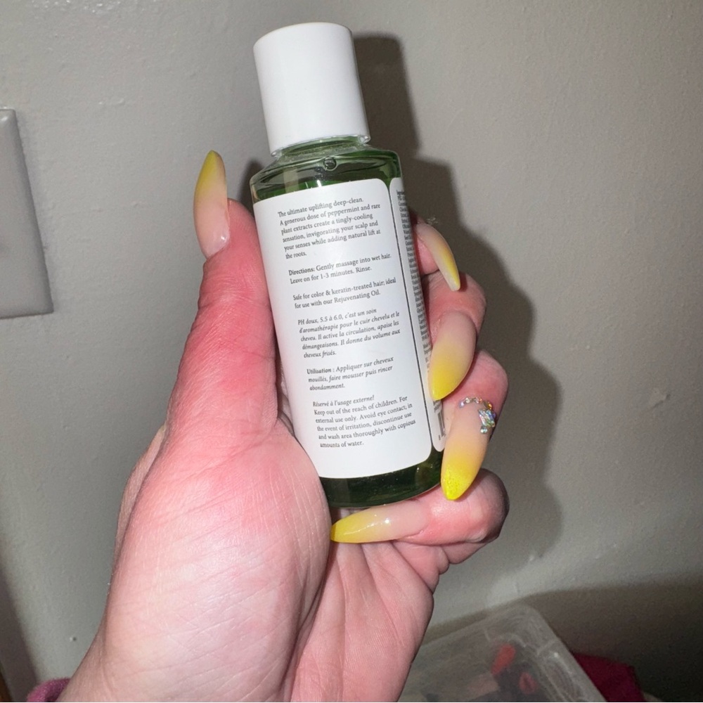 Shampoo - Picture 2 of 3